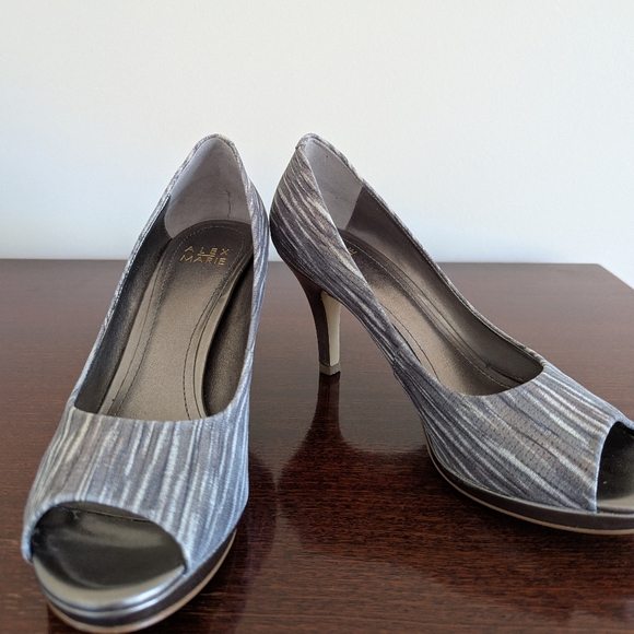 Alex Marie Silver Striped Peep Toe Heels - Picture 1 of 7